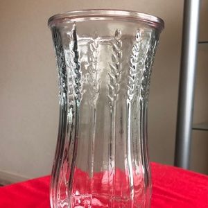 Vintage 60s Broody Vase c927